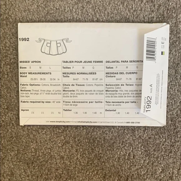 Simplicity SewSimple Apron Pattern - Picture 2 of 2